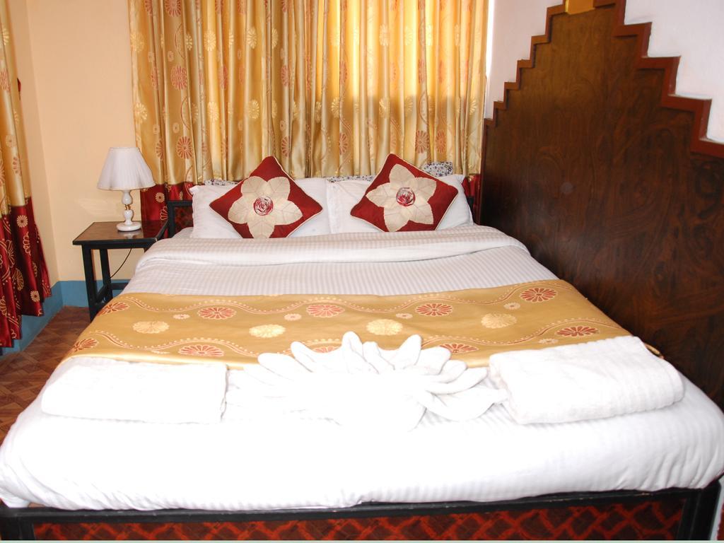 Elbrus Home Catmandu Exterior foto